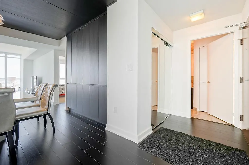 Hydewest - Capreol Luxury Furnished Penthouse Apartment Toronto