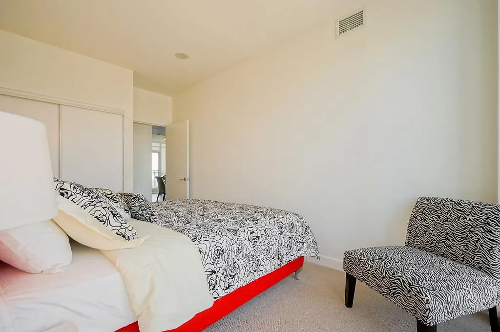 Hydewest - Capreol Luxury Furnished Penthouse Apartment Toronto 0*,