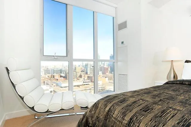 Hydewest - Capreol Luxury Furnished Penthouse Apartment Toronto Canada