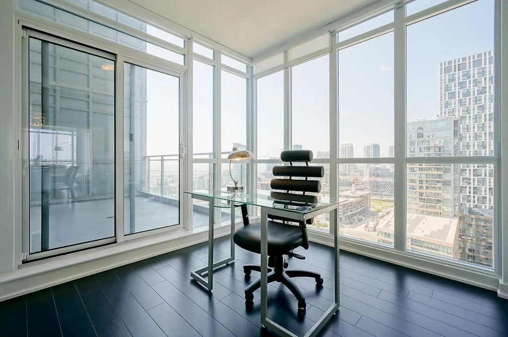 Hydewest - Capreol Luxury Furnished Penthouse Apartment Toronto 0*,