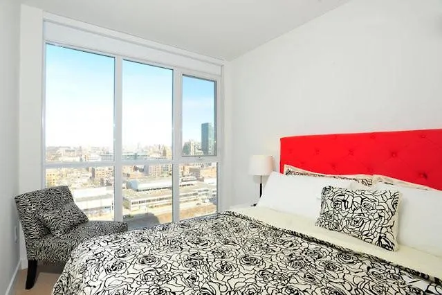 Hydewest - Capreol Luxury Furnished Penthouse Apartment Toronto 0*,  Canada