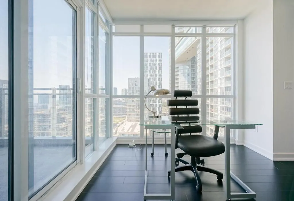 Hydewest - Capreol Luxury Furnished Penthouse Apartment Toronto