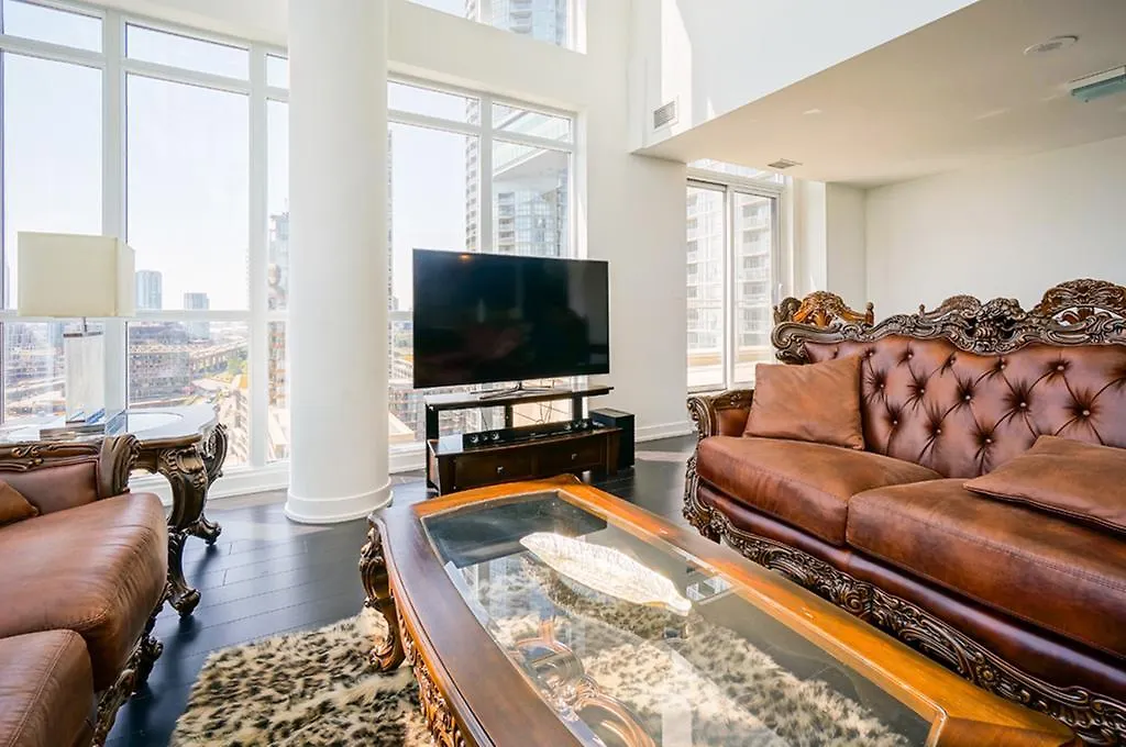Hydewest - Capreol Luxury Furnished Penthouse Apartment Toronto