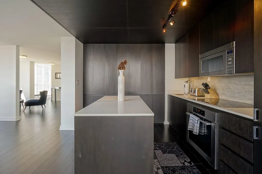 Hydewest - Capreol Luxury Furnished Penthouse Apartment Toronto
