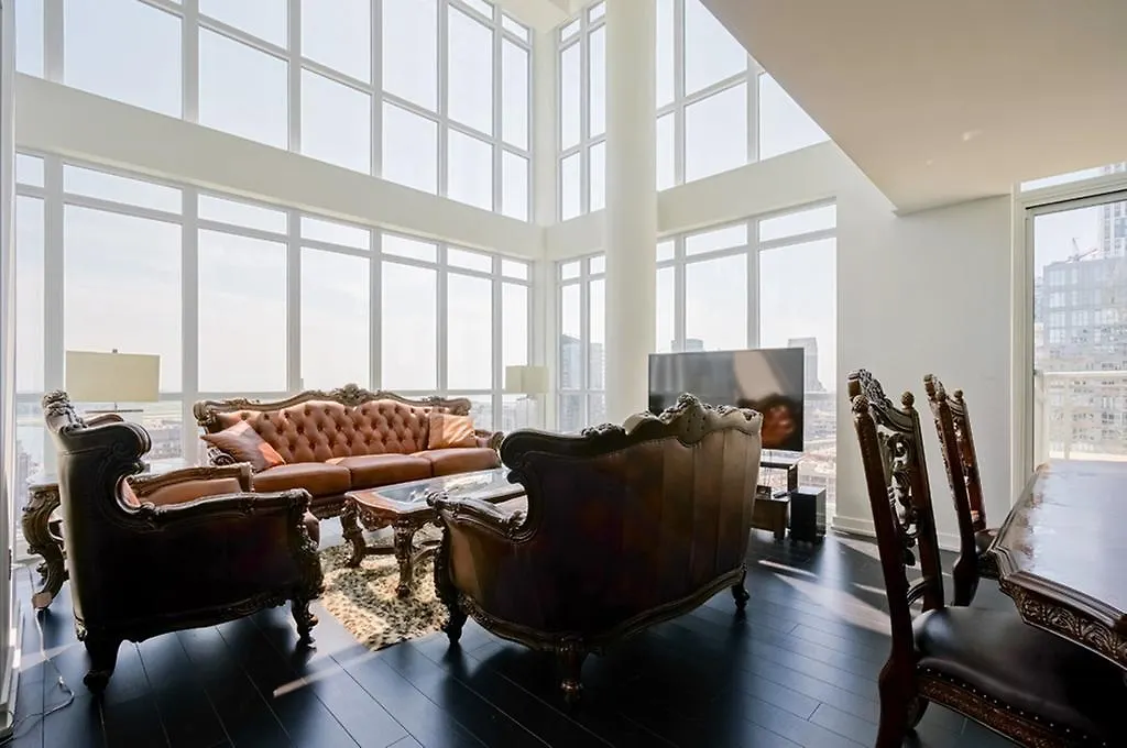 Hydewest - Capreol Luxury Furnished Penthouse Apartment Toronto